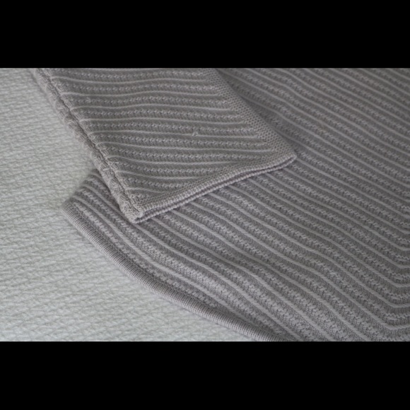 Armani Collezioni Wool and Cashmere Sweater - Picture 2 of 3